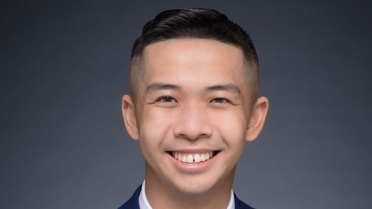 夏威夷州议员阿德里安·谭(Adrian Tam)如何击败一个骄傲的男孩 阿德里安·谭