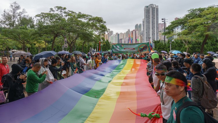 新的同性恋交友节目希望在香港促进 LGBTQ+ 的接受度 以前的香港骄傲